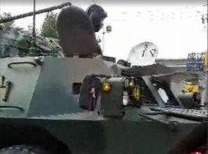 国产装甲车车队视频下载,钢铁雄狮驰骋疆场