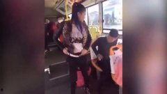 国产扒衣无码视频在线,网络暗流涌动的隐秘世界